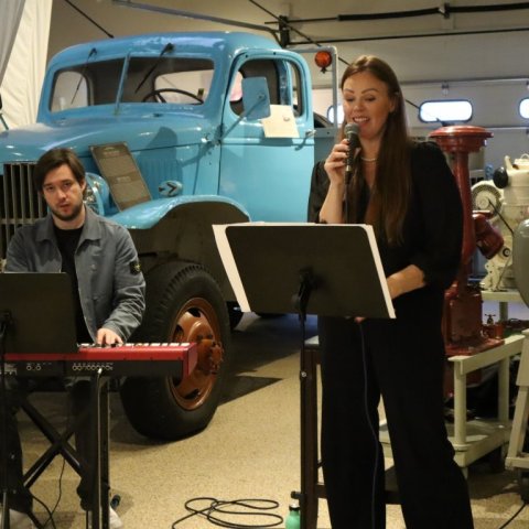 Sigurbjörg Hjálmarsdóttir og Haukur Arnórsson 