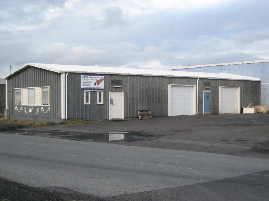 Lagnir og þjónusta