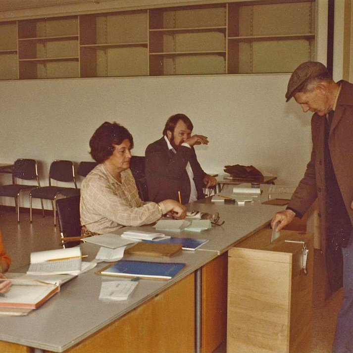 _scan10090-fyrsti-kjosandin-daddi-i-holti