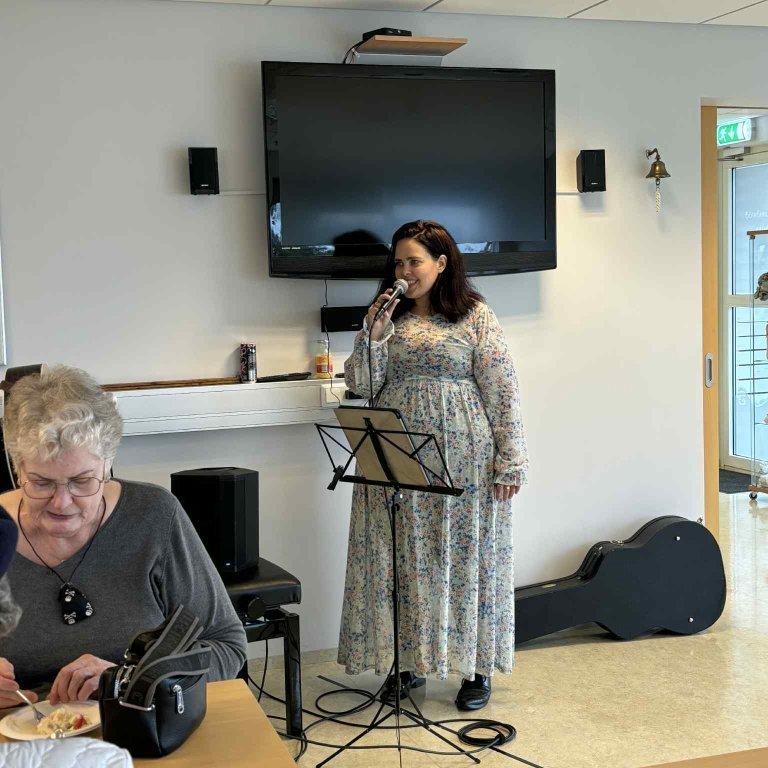 73340b25-bd2d-4402-9d0f-a1143aa61979