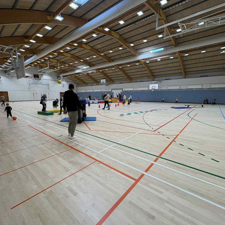 74f93505-2184-41b5-b028-9fc770c2024e