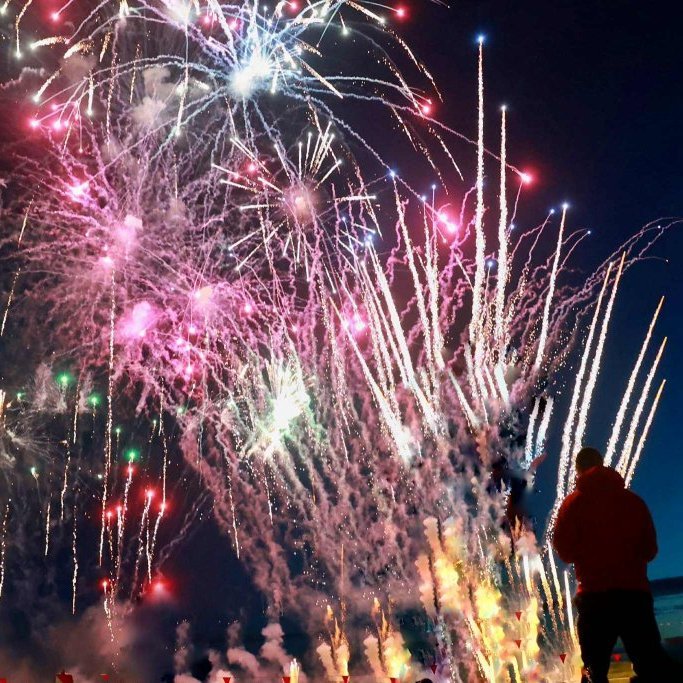 9749d775-6eb7-44ff-81a8-f9e4947b2d52