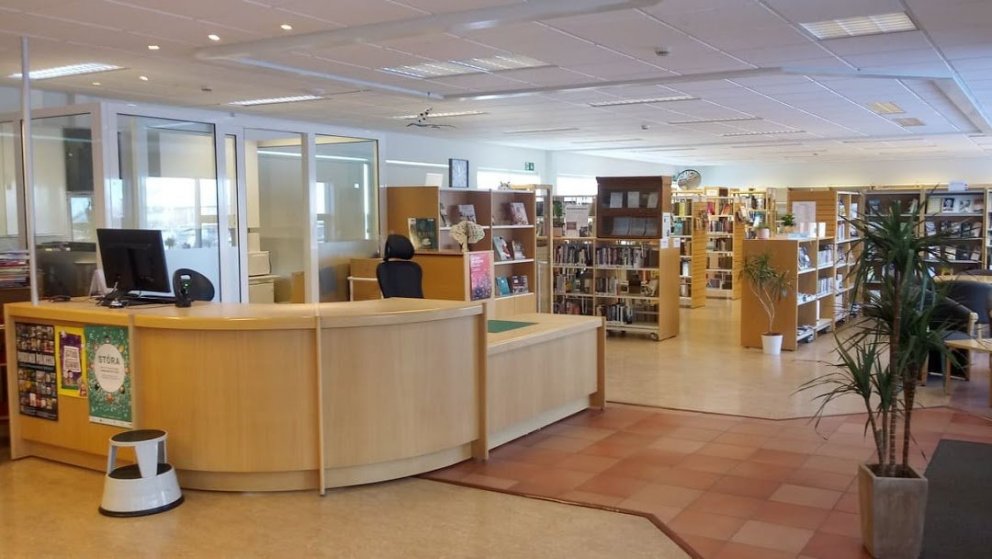 Bókalúga í bókasafni Suðurnesjabæjar í Sandgerði
