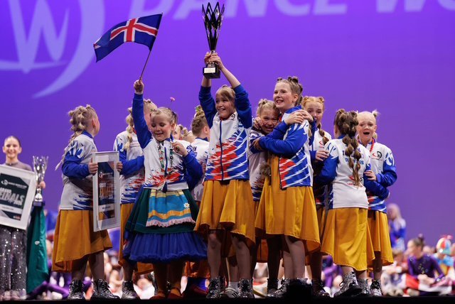 Glæsilegur árangur iðkenda DansKompaní úr Suðurnesjabæ á Dance World Cup