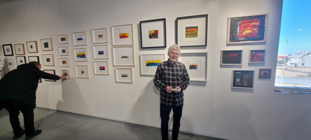 Fjölmenni var á opnunardegi sýningar Gyrðis Elíassonar