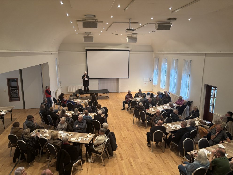 Í góðum félagsskap fyrir eldri borgara