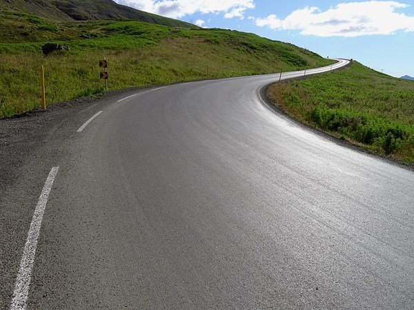 Malbiksframkvæmdir á Garðskagavegi milli Miðnesheiðarvegar og golfvallar við Leiru