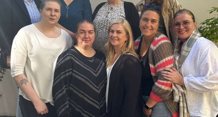 Tengjumst í leik í Suðurnesjabæ
